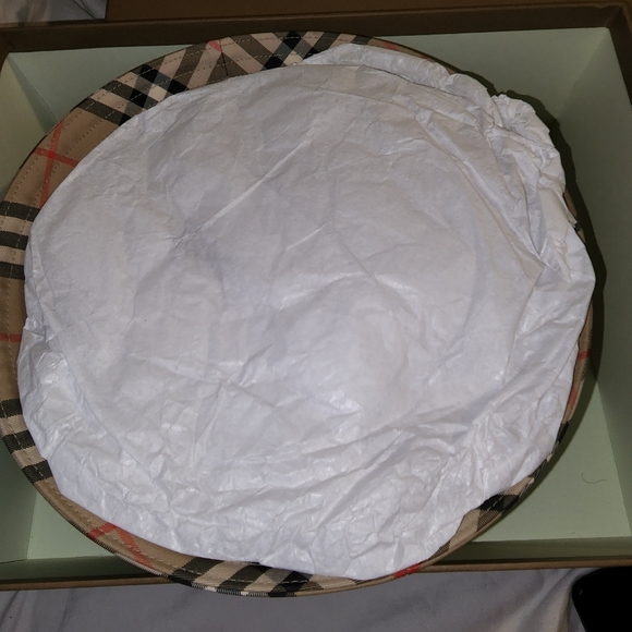 Pre-owned Burberry bucket hat - Picture 4 of 6